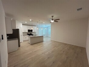 Building Photo - 1307 Windom Court Way