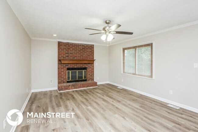 Foto del edificio - 6449 Laural Bend