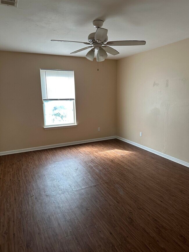 Building Photo - 2287 Hartsfield Way