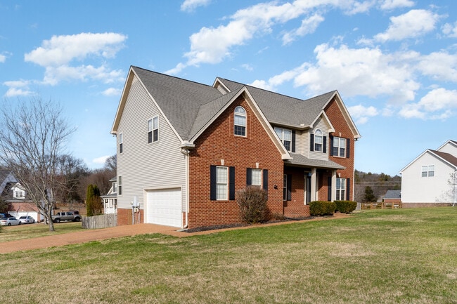 Building Photo - 3400 McGee Cove