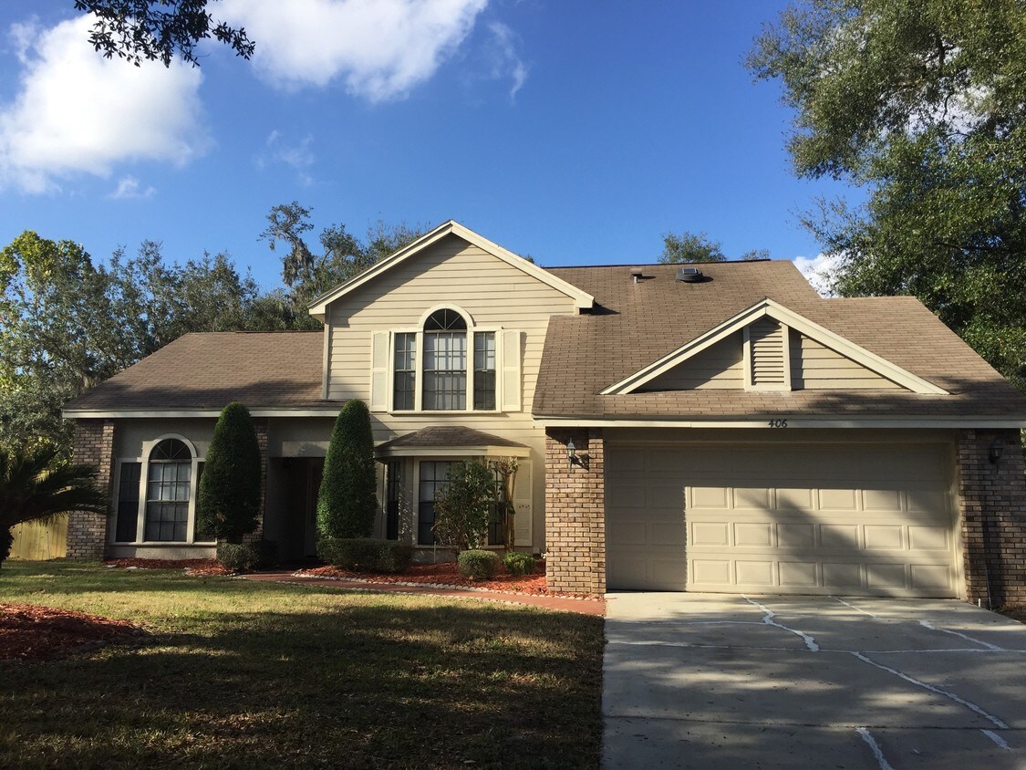 Primary Photo - 406 Loblolly Ct