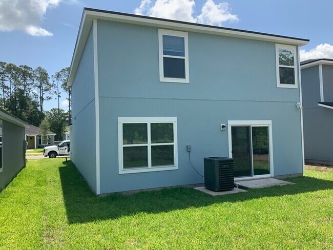 Building Photo - BEAUIFUL NEW HOME