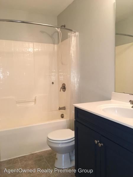 Building Photo - 4 br, 2.5 bath House - 100 Brick Greens Rd