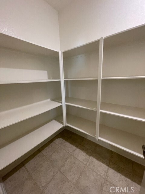 Foto del edificio - 2069 Journal Privado