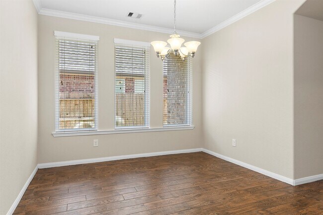 Foto del edificio - 22023 Flashing Ridge