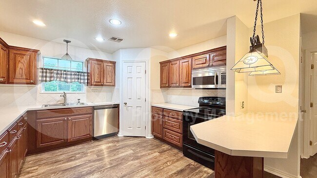 Foto del edificio - 230 Clarence Rd