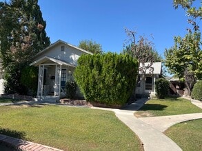 Building Photo - 2912 Sunset Ave