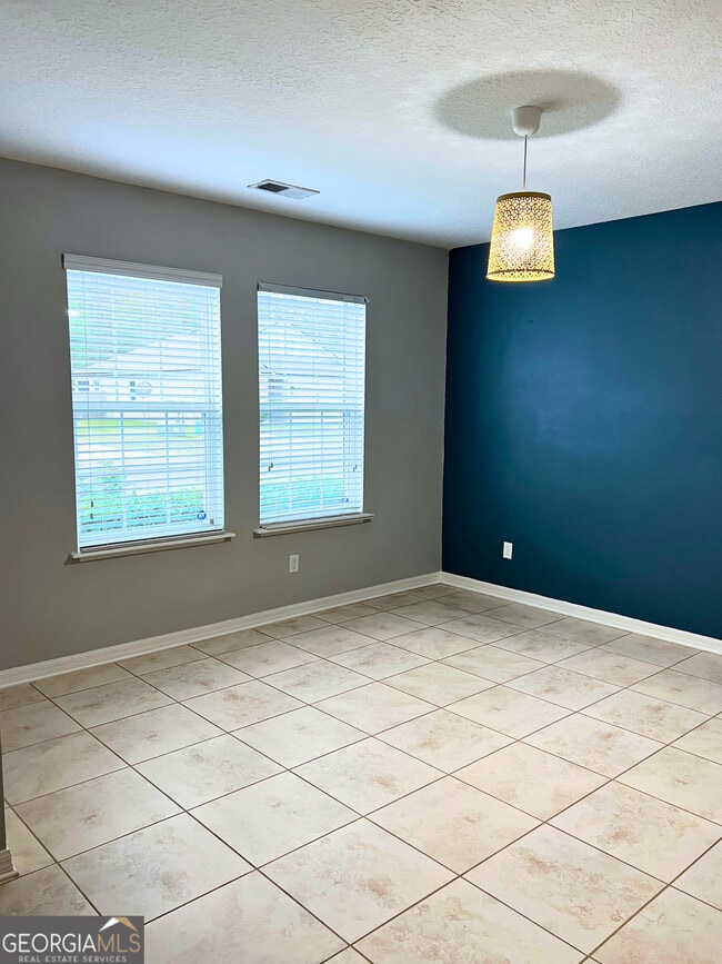 Foto del edificio - 125 Walnut Wy