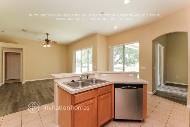 Building Photo - 2620 Abbey Grove Dr