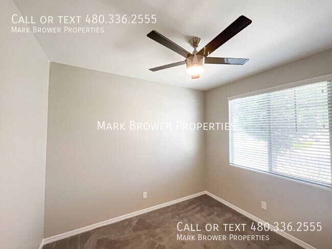 Foto del edificio - 9829 E Solstice Ave