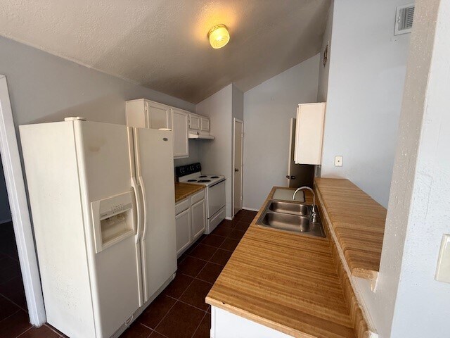 Foto del edificio - 22117 Moss Falls Ln