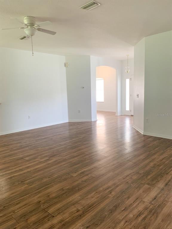 Building Photo - 9 Royal Palm Ln