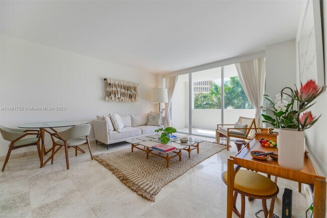 Foto del edificio - 3400 SW 27th Ave