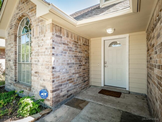 Foto del edificio - 6407 Bayou Crest Dr