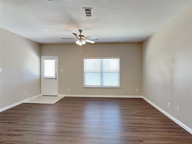 Foto del edificio - 6317 White Jade Dr