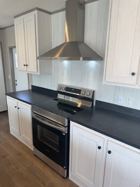 Building Photo - 15831 S Flores St