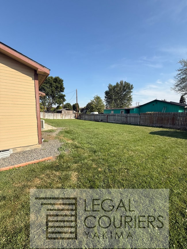 Building Photo - 71 Kinne Ln
