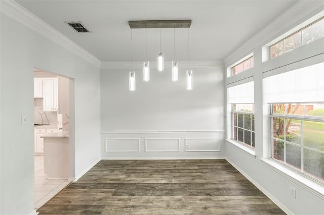 Foto del edificio - 2504 Meadow Hills Ln