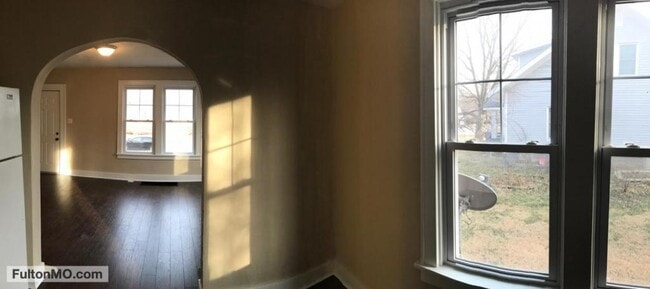 Building Photo - 835 Nichols Street