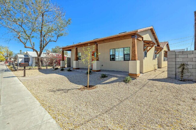Foto del edificio - Brand new home in Garfield Historic District!