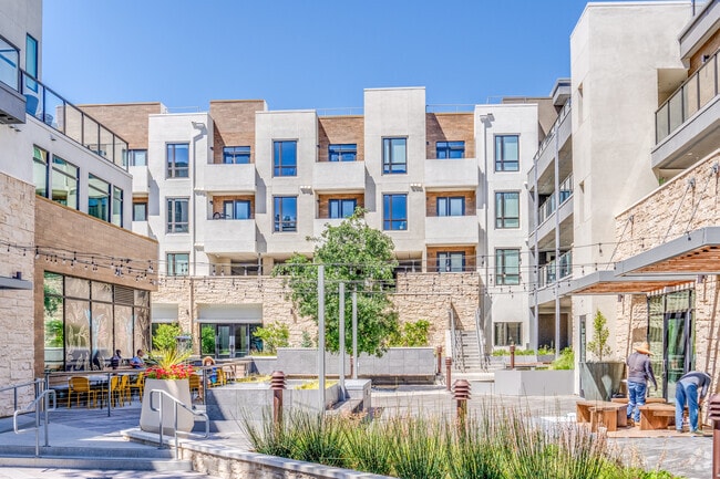 Foto del edificio - Santal Thousand Oaks