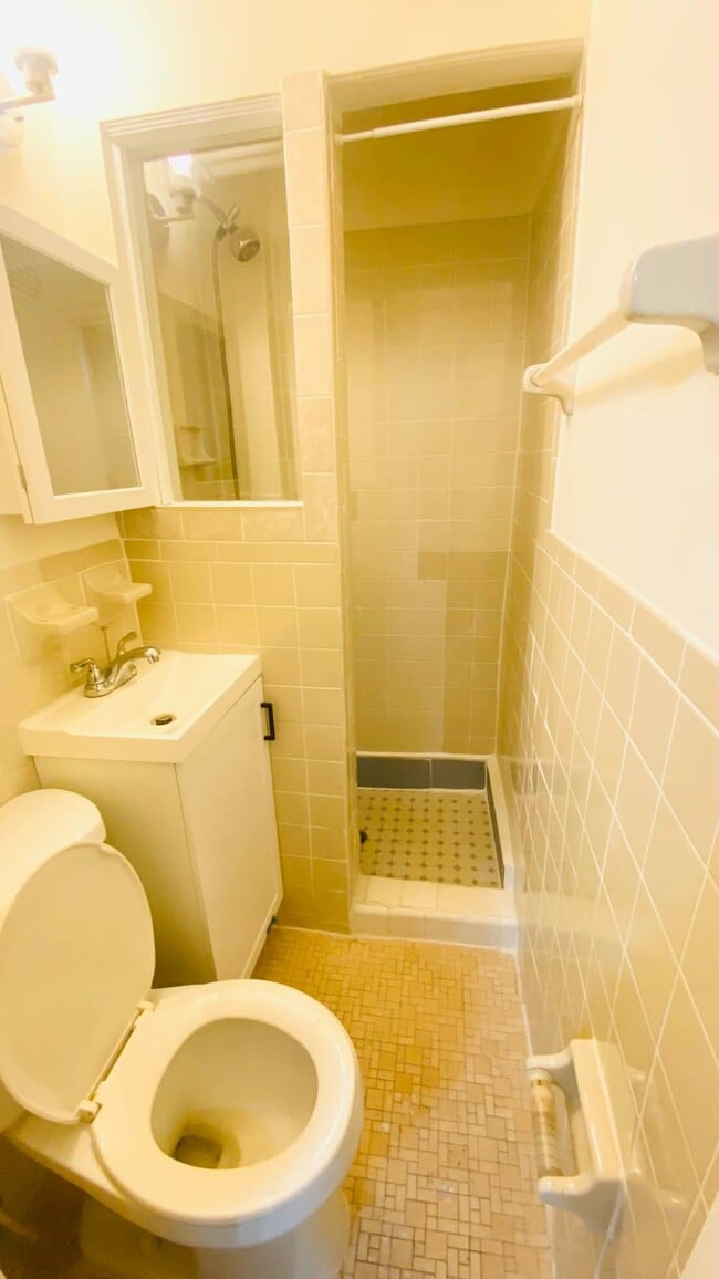 Foto del edificio - 9947 3rd Ave