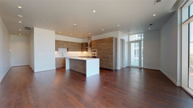 Foto del edificio - 4521 San Felipe St