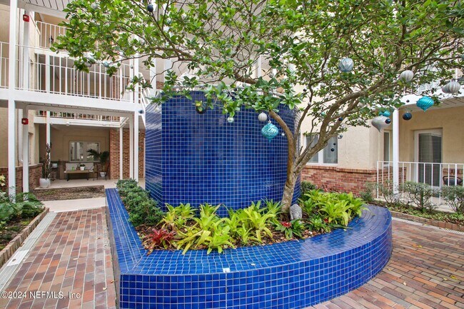 Foto del edificio - 2912 St Johns Ave