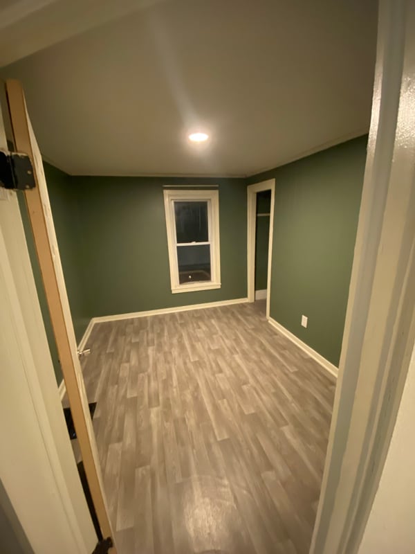 Building Photo - 641 Burlington St