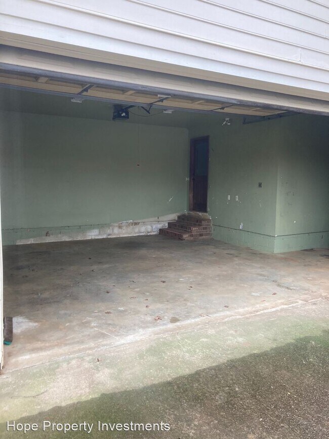 Foto del edificio - 3 br, 2 bath House - 7745 Forrest Rd