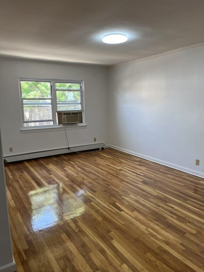 Building Photo - 7812 88th Ave