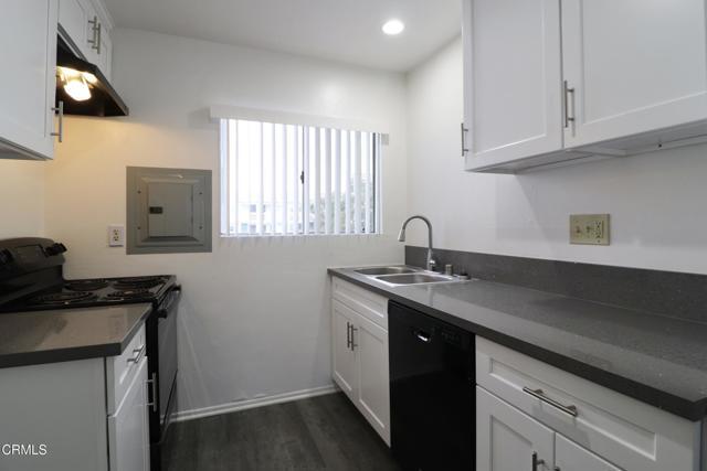 Foto del edificio - 271 S Ventura Rd
