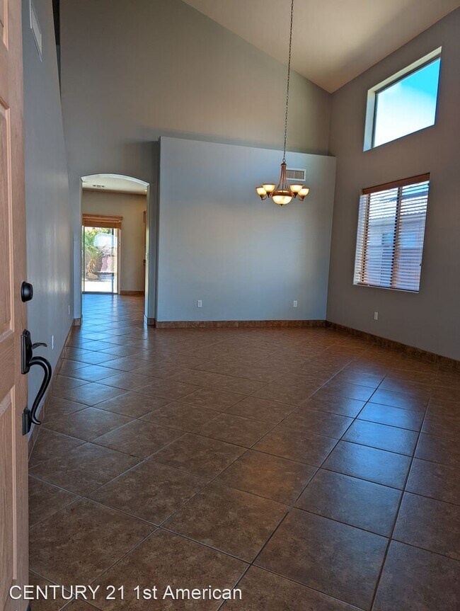 Foto del edificio - 3 br, 2.5 bath House - 12718 E Red Iron Trail