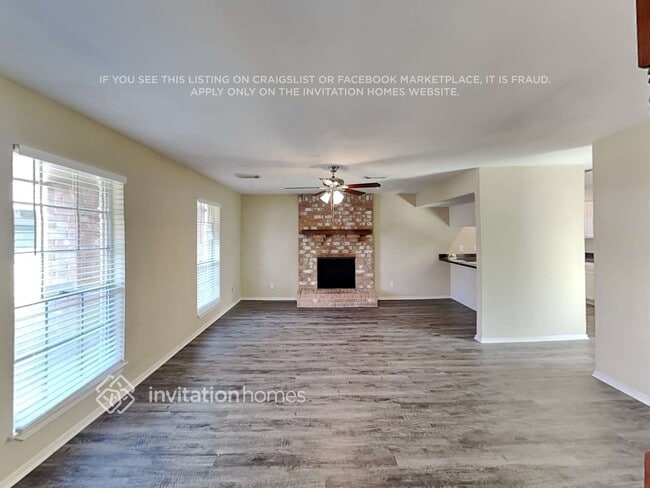 Foto del edificio - 2022 Oak Shores Dr