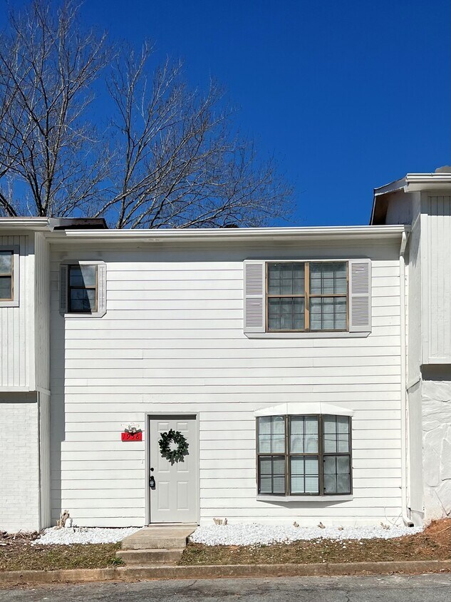 Foto principal - 1958 Padgett Dr