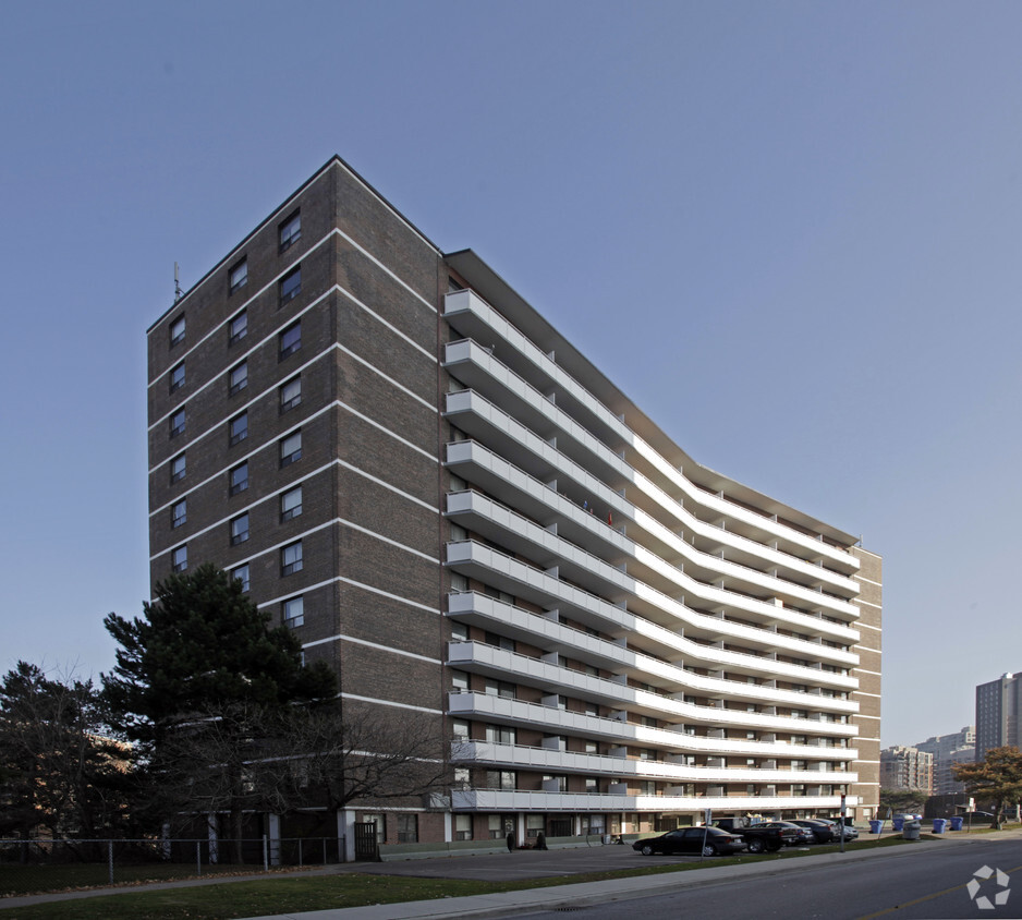 Primary Photo - Islington Towers