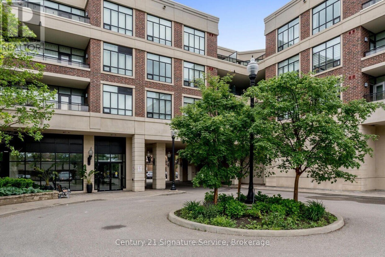 Primary Photo - 2396-2396 Major MacKenzie Dr W
