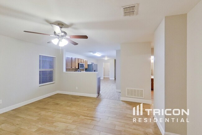 Foto del edificio - 9017 Sun Haven Way