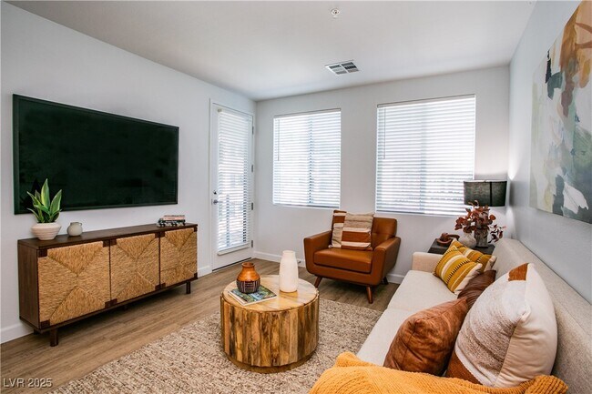 Foto del edificio - 4480 Meadows Ln