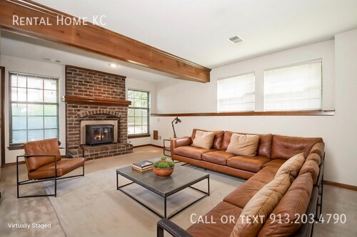 Building Photo - 5613 Riley-