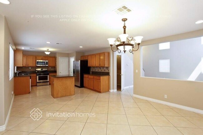 Foto del edificio - 5910 Red Dawn St