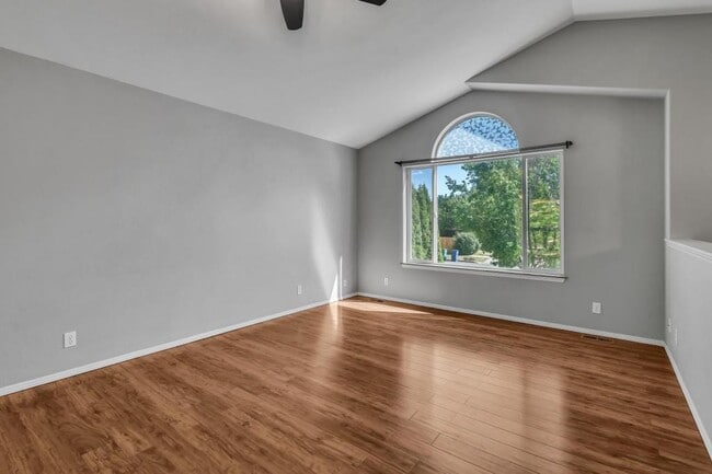 Foto del edificio - 2159 W Shawna Ave.