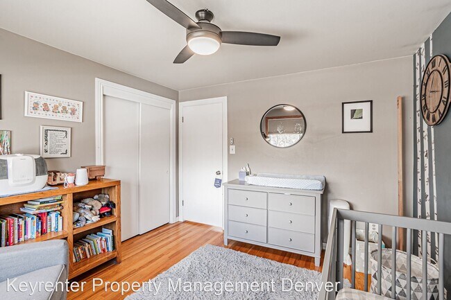 Foto del edificio - 3 br, 2.5 bath House - 6320 E Asbury Ave