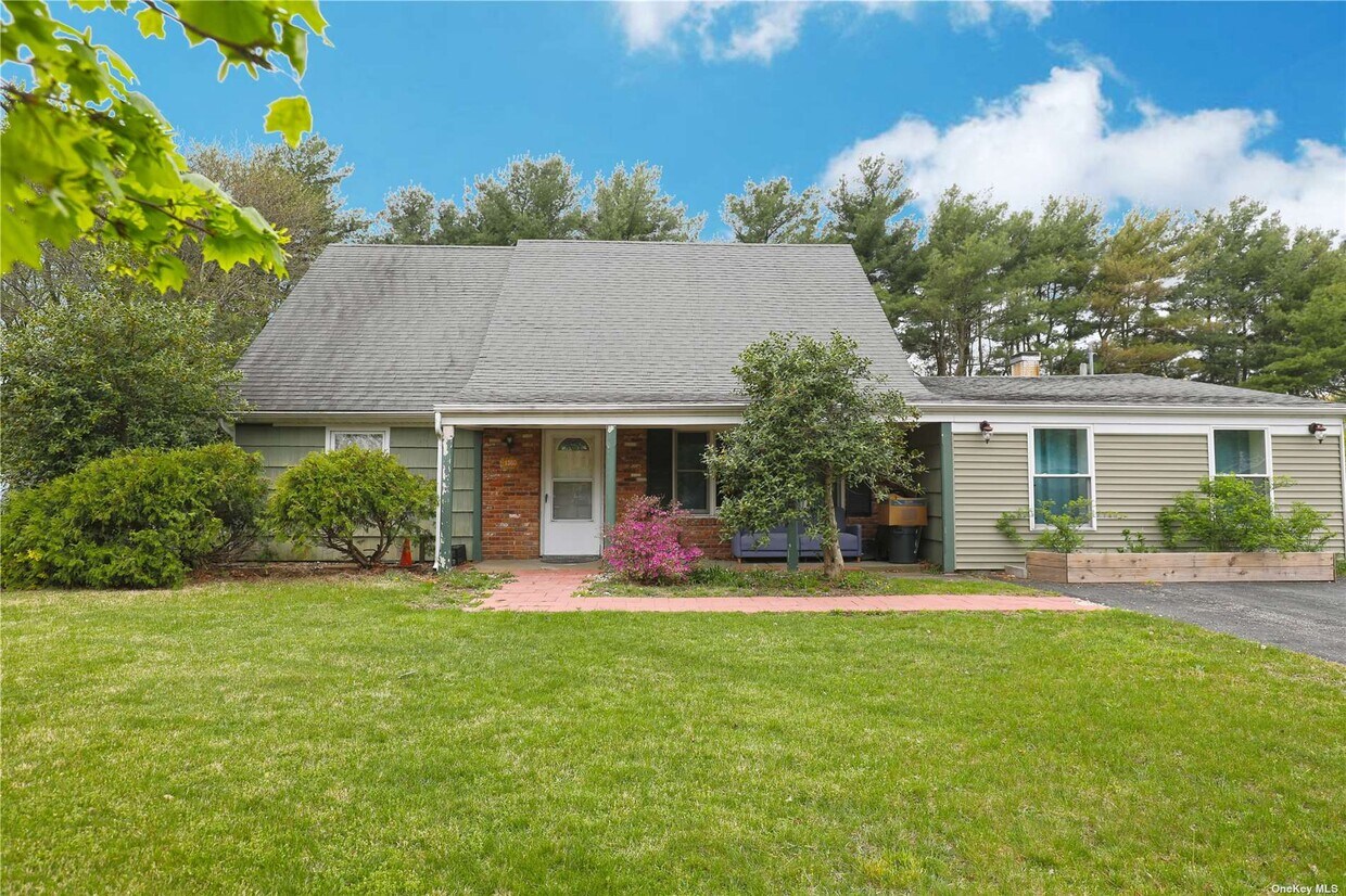 1360 Stony Brook Rd, Stony Brook, NY 11790 House Rental in Stony