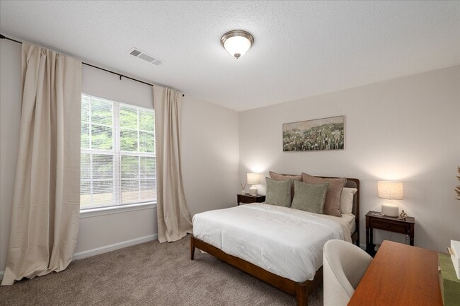 Building Photo - The Grove at Greenleaf