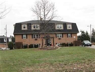 Primary Photo - 2520 Flintridge Dr
