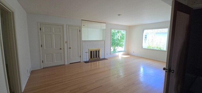 Foto del edificio - 734 N Eldorado Ave