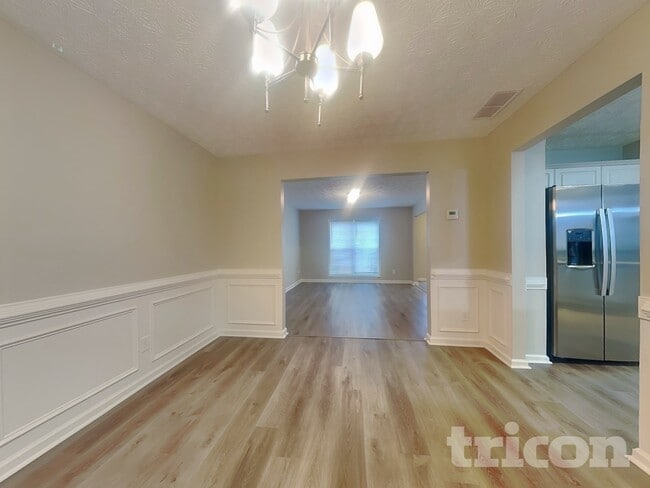 Building Photo - 65 Cascade Ct