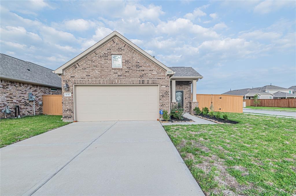 Foto principal - 10317 Owens Lake Dr