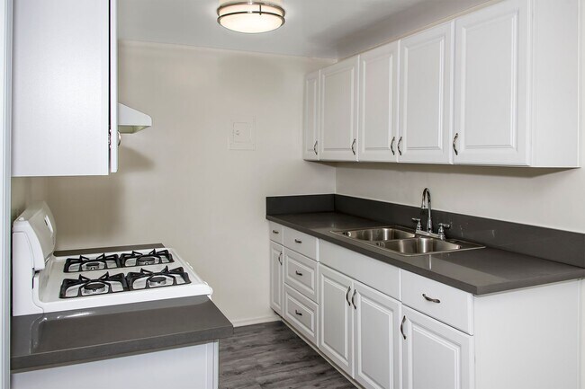 Foto del edificio - 420 Burchett St